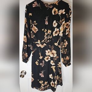 Jasmina & Juliana Lined Tie Waisted Dress.  38" Long.  Size 4